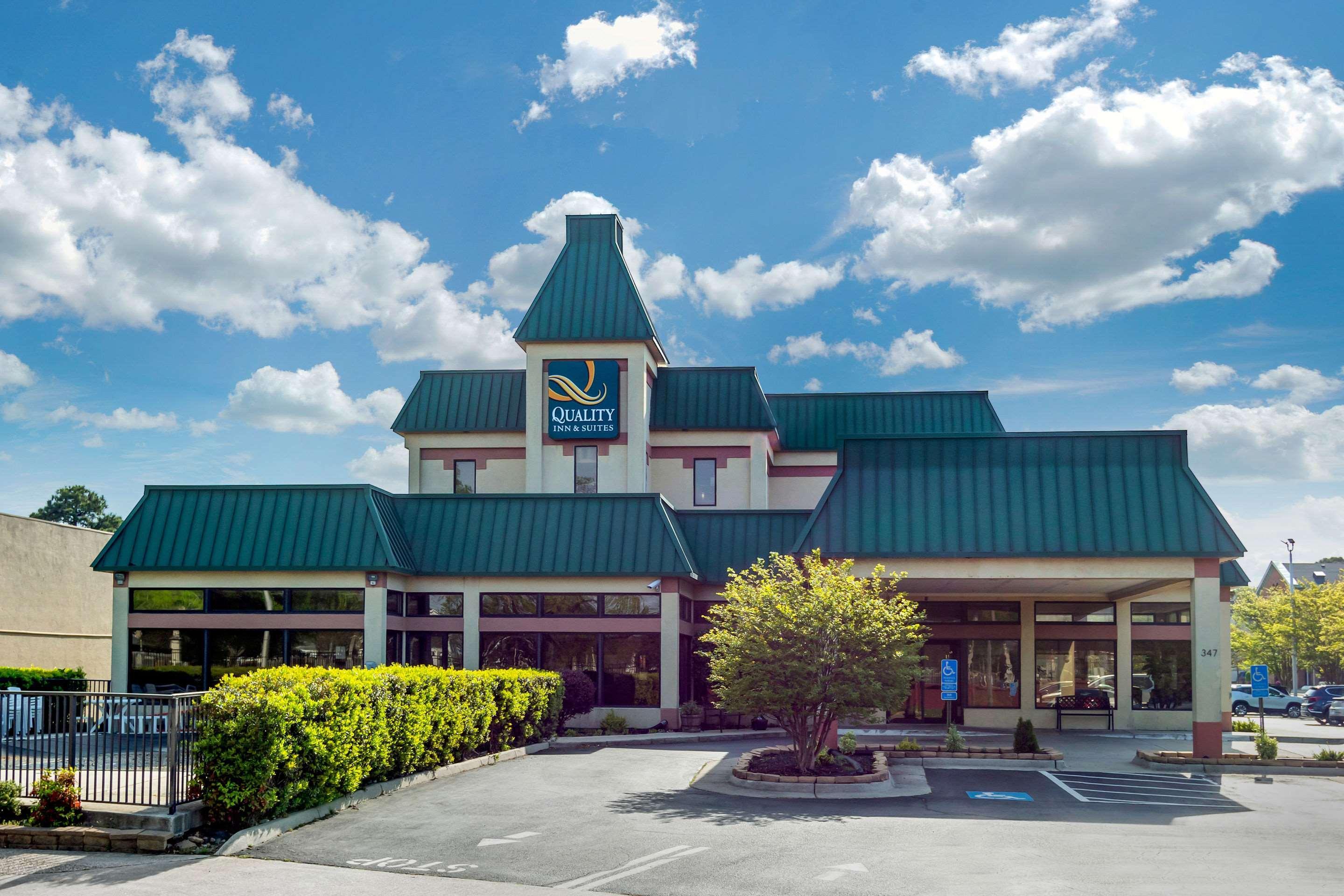 Quality Inn & Suites Olde Town Портсмут Экстерьер фото
